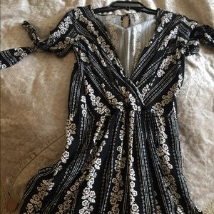 Black new romper size small never been worn